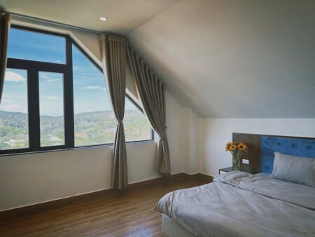 Villa 2 Tầng Hẻm Ô Tô Lớn Măng Ling, Phường 7, Đà Lạt 19m x 11.5m