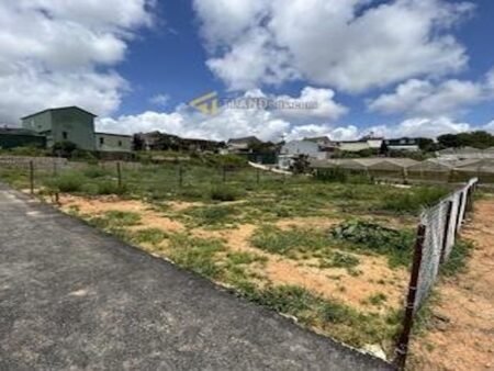 Đất Hẻm Ô Tô Lớn Măng Ling, P7, Đà Lạt 204 m² ngang 11m