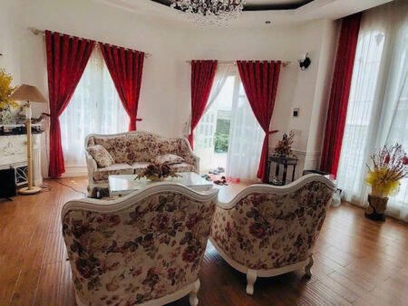 Villa 2 Tầng Hẻm Ô Tô Lớn Hùng Vương, P9, Đà Lạt, 451m² mặt tiền 20m