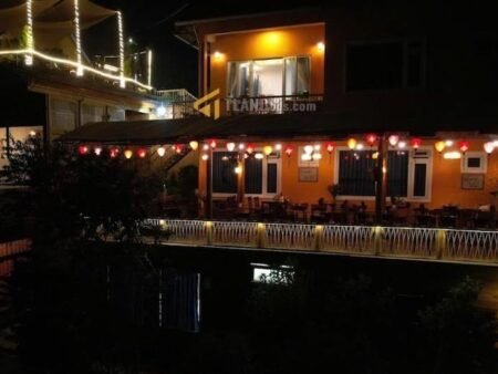 Homestay Hẻm Ô Tô Lớn Ba Tháng Tư, Phường 3, 29,68m x 25,5m