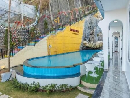 Villa 2 Tầng Mặt Tiền 20m Ankroet, Phường 7, Đà Lạt, 10 Phòng