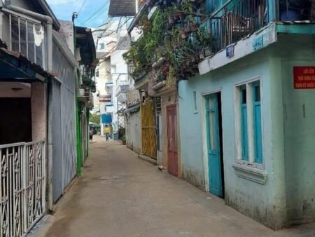 Nhà Cấp 4 Hẻm Ô Tô Lớn Nguyễn Chí Thanh, P1, Đà Lạt, ngang 7.4m
