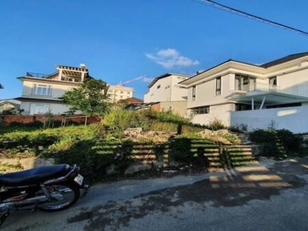 Đất Hẻm Ô Tô Lớn Trần Quý Cáp, P9, Đà Lạt, 12m x 16.55m