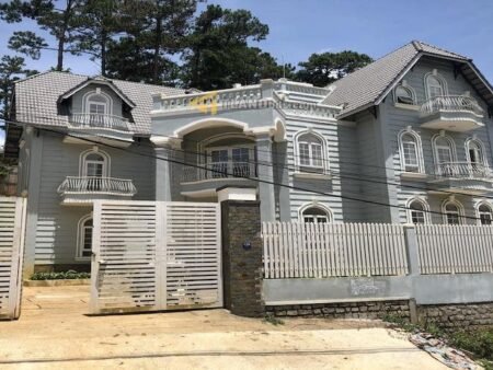 Villa 2 Tầng Mặt Tiền Hà Huy Tập, Phường 3, Đà Lạt 10 PKD