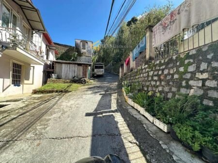 Bán Đất Tặng Nhà Cấp 4 Hẻm Nhỏ Trần Phú, P3, Đà Lạt, 4,2m x 16,25m