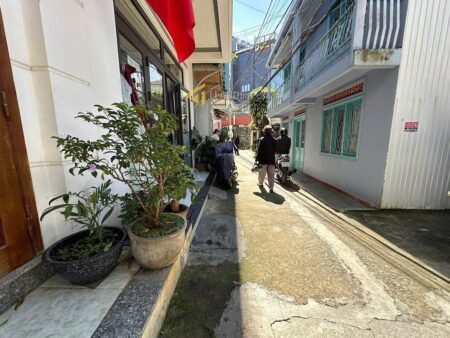 Bán Đất Tặng Nhà Cấp 4 Hẻm Nhỏ Trần Phú, P3, Đà Lạt, 4,2m x 16,25m