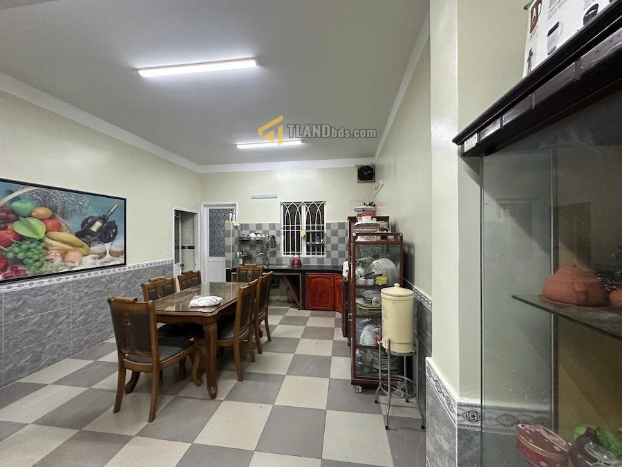 Villa 2 Tầng Hẻm Ô Tô Lớn Quang Trung, P9, Đà Lạt ngang rộng 9m Villa 2 Tầng Hẻm Ô Tô Lớn Quang Trung, P9, Đà Lạt ngang rộng 9m