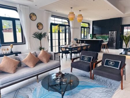 Villa 3 Tầng Mới Xây An Bình, Phường 3, Đà Lạt, mặt tiền rộng 13.3m