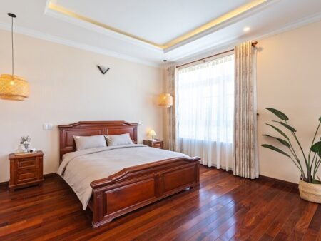 Villa Mặt Tiền Nguyễn Thị Nghĩa, P2, Đà Lạt Mặt tiền 15m x 20m