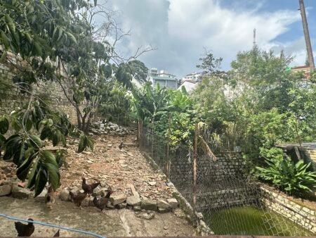 Villa Hẻm Ô Tô Lớn Hà Huy Tập, P3, 200m2 thổ ngang hơn 20m