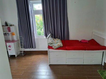 Villa 3 Tầng Hẻm Ô Tô Lớn Đankia, Phường 7, Đà Lạt mặt tiền gần 20m