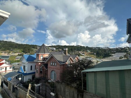 Villa 2 Tầng View đẹp Mặt Tiền Trịnh Hoài Đức, P11, Đà Lạt chỉ 55tr/m2