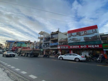 Nhà Phố Mặt Tiền Đường Phan Chu Trinh, P9, Đà Lạt 80 m² – 100% thổ cư