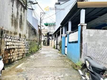 Nhà Cấp 4 Hẻm Ô Tô Lớn Võ Trường Toản, Phường 8, Đà Lạt Rộng 5.41m