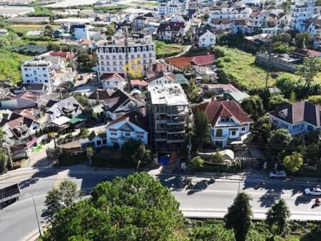 Khách Sạn Thô 5 Tầng Mặt Tiền Sương Nguyệt Ánh, P9, Đà Lạt giá 54 Tỷ