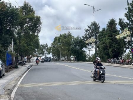 Khách Sạn Thô 5 Tầng Mặt Tiền Sương Nguyệt Ánh, P9, Đà Lạt giá 54 Tỷ