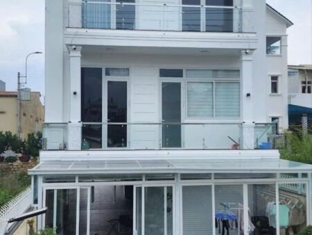 Villa 3 Tầng Hẻm Ô Tô Lớn Lương Đình Của, P11, Đà Lạt, mặt tiền rộng 8m