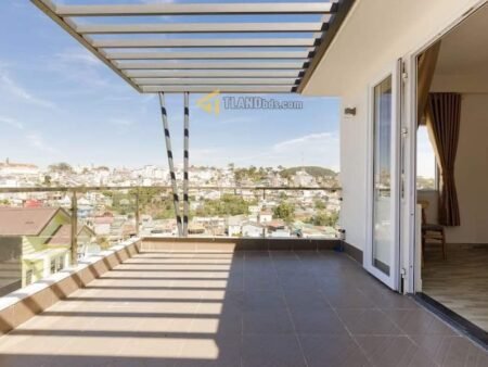 Nhà Phố Hẻm Ô Tô Lớn Nguyễn Trung Trực, P3, Đà Lạt, mặt tiền ngang 5m