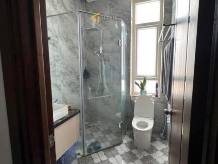 Villa 5 Tầng Mặt Tiền Hồ Tùng Mậu, Phường 10, Đà Lạt mặt tiền rộng 16m