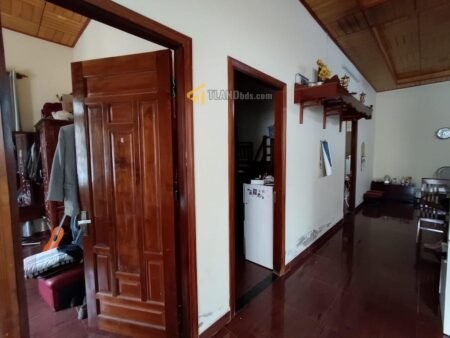 Villa sân vườn Hẻm Ô Tô Lớn Yersin, Phường 9, Đà Lạt, mặt tiền rộng 12m
