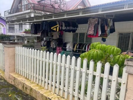 Đất Và Nhà Cấp 4 Hẻm Nhỏ Mai Hắc Đế, Phường 6, Đà Lạt ngang 5.2m