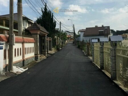 Villa Hẻm Ô Tô Lớn Hồ Xuân Hương, Phường 9, Đà Lạt, Ngang 11m