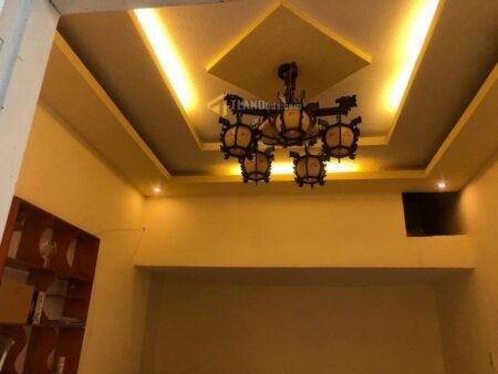 Villa Hẻm Ô Tô Lớn Hồ Xuân Hương, Phường 9, Đà Lạt, Ngang 11m
