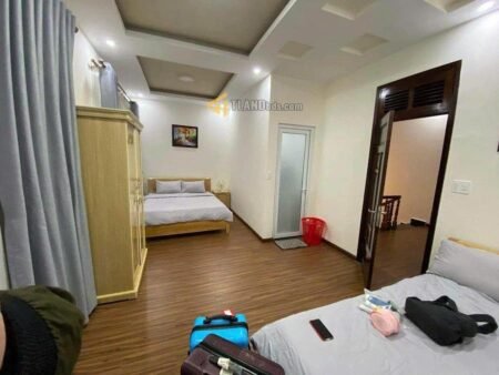 Villa Hẻm Ô Tô Nhỏ Hùng Vương, Phường 9, Đà Lạt kích thước 9m x 21m