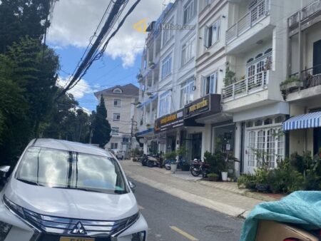 Đất Mặt Tiền Phan Như Thạch, P1, Đà Lạt chiều ngang rộng 11m