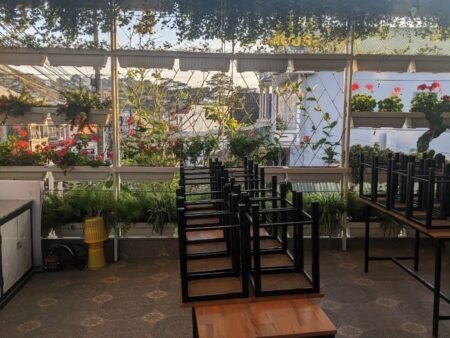 Khách Sạn Mặt Tiền Hà Huy Tập, P3, Đà Lạt với chiều ngang 12.74m