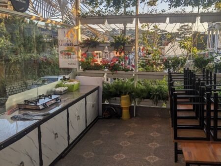 Khách Sạn Mặt Tiền Hà Huy Tập, P3, Đà Lạt với chiều ngang 12.74m