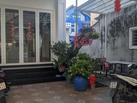 Khách Sạn Mặt Tiền Hà Huy Tập, P3, Đà Lạt với chiều ngang 12.74m