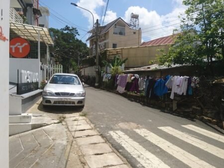 Nhà Cấp 4 Hẻm Ô Tô Lớn Nguyễn Khuyến, P5, Đà Lạt, mặt tiền rộng 14m