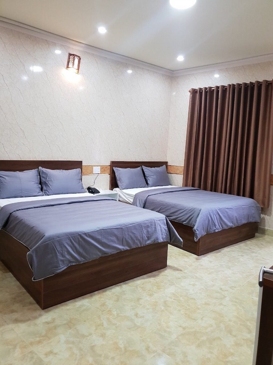 Khách Sạn 5 Tầng Mặt Tiền Lý Tự Trọng, P1, Đà Lạt, mặt tiền rộng 8m Khách Sạn 5 Tầng Mặt Tiền Lý Tự Trọng, P1, Đà Lạt, mặt tiền rộng 8m