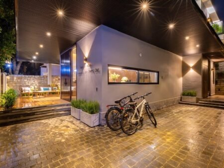 Villa 3 Tầng Khu Quy Hoạch Hùng Vương, P11, Đà Lạt 13m x 16m