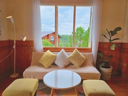 Villa Mặt Tiền KQH Hùng Vương, Phường 11, Đà Lạt Ngang 18m