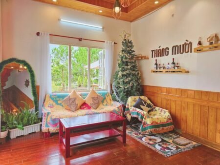 Villa Mặt Tiền KQH Hùng Vương, Phường 11, Đà Lạt Ngang 18m