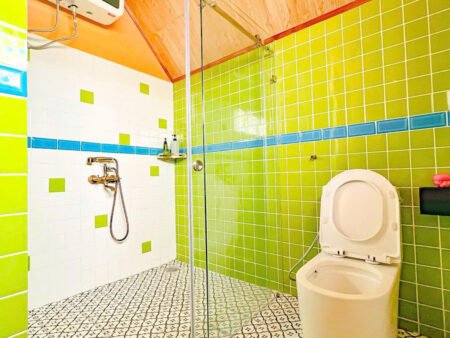 Villa 3 Tầng Hẻm Ô Tô Lớn Trịnh Hoài Đức, Phường 11, Đà Lạt ngang 10m