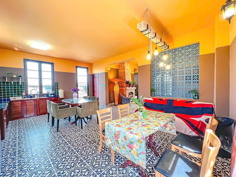 Villa 3 Tầng Hẻm Ô Tô Lớn Trịnh Hoài Đức, Phường 11, Đà Lạt ngang 10m Villa 3 Tầng Hẻm Ô Tô Lớn Trịnh Hoài Đức, Phường 11, Đà Lạt ngang 10m