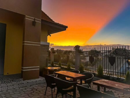 Villa 3 Tầng Hẻm Ô Tô Lớn Trịnh Hoài Đức, Phường 11, Đà Lạt ngang 10m