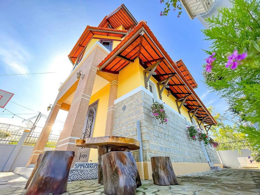 Villa 3 Tầng Hẻm Ô Tô Lớn Trịnh Hoài Đức, Phường 11, Đà Lạt ngang 10m Villa 3 Tầng Hẻm Ô Tô Lớn Trịnh Hoài Đức, Phường 11, Đà Lạt ngang 10m