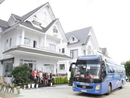 Villa 4 Tầng Hẻm Ô Tô Lớn Mai Anh Đào, Phường 8, Đà Lạt, mặt tiền rộng 12m