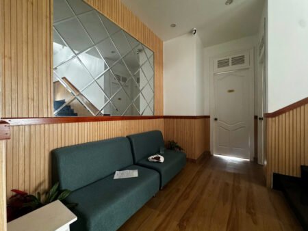 Villa 4 Tầng Hẻm Ô Tô Lớn Mai Anh Đào, Phường 8, Đà Lạt, mặt tiền rộng 12m