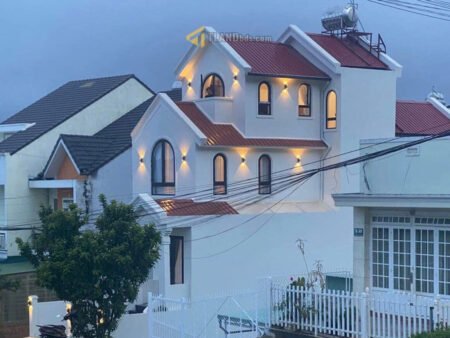 Nhà Phố 4 Tầng 2 Mặt Tiền KQH Ngô Quyền, P6, Đà Lạt mặt tiền rộng 5m