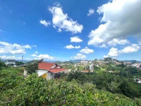 Đất Hẻm Ô Tô Lớn Hoàng Hoa Thám, P10, Đà Lạt, 180m2 ngang 12m