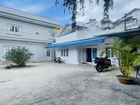 Nhà Cấp 4 Hẻm Nhỏ Cô Giang, P9, Đà Lạt, chiều ngang rộng 15 m