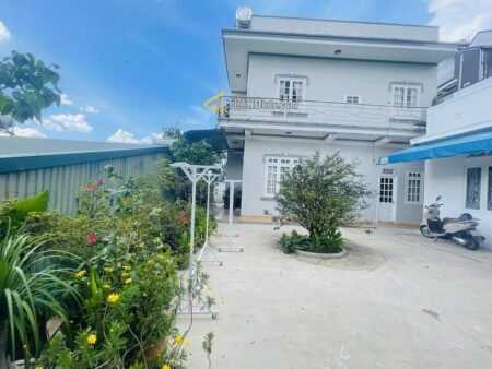 Nhà Cấp 4 Hẻm Nhỏ Cô Giang, P9, Đà Lạt, chiều ngang rộng 15 m