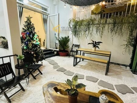 Homestay Khách Sạn Hẻm Ô Tô Lớn Phạm Hồng Thái, Phường 10, Đà Lạt