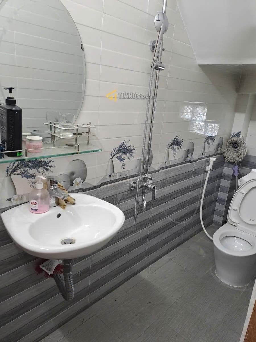 Nhà phố hẻm ô tô lớn Phan Chu Trinh, P9, Đà Lạt, 6.8m x 6.57m Nhà phố hẻm ô tô lớn Phan Chu Trinh, P9, Đà Lạt, 6.8m x 6.57m