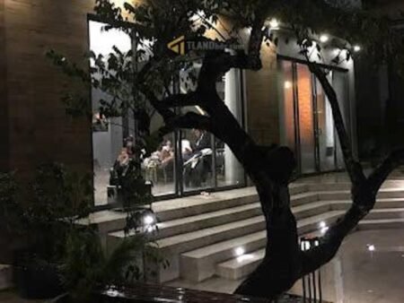 Homestay Villa Hẻm Ô Tô Nhỏ Xô Viết Nghệ Tĩnh, P7, Đà Lạt, mặt tiền ngang 21m